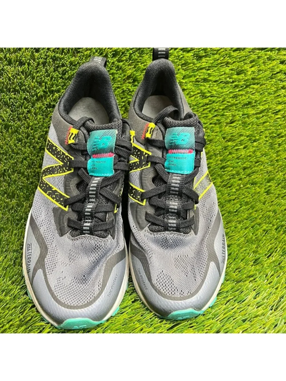 New Balance Dynasoft Nitrel V4 Womens Size 8D Gray Black Running Shoes Sneakers